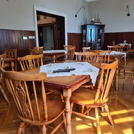 Heritage - 1st Row To The Sea Bed and breakfast Ičići
