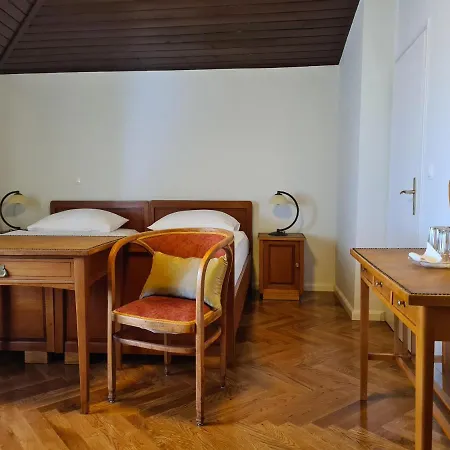 Bed and breakfast Heritage - 1st Row To The Sea *