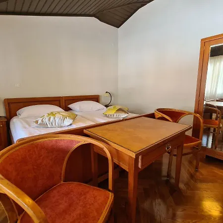 Bed and breakfast Heritage - 1st Row To The Sea